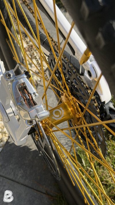 Commencal Clash custom 2025