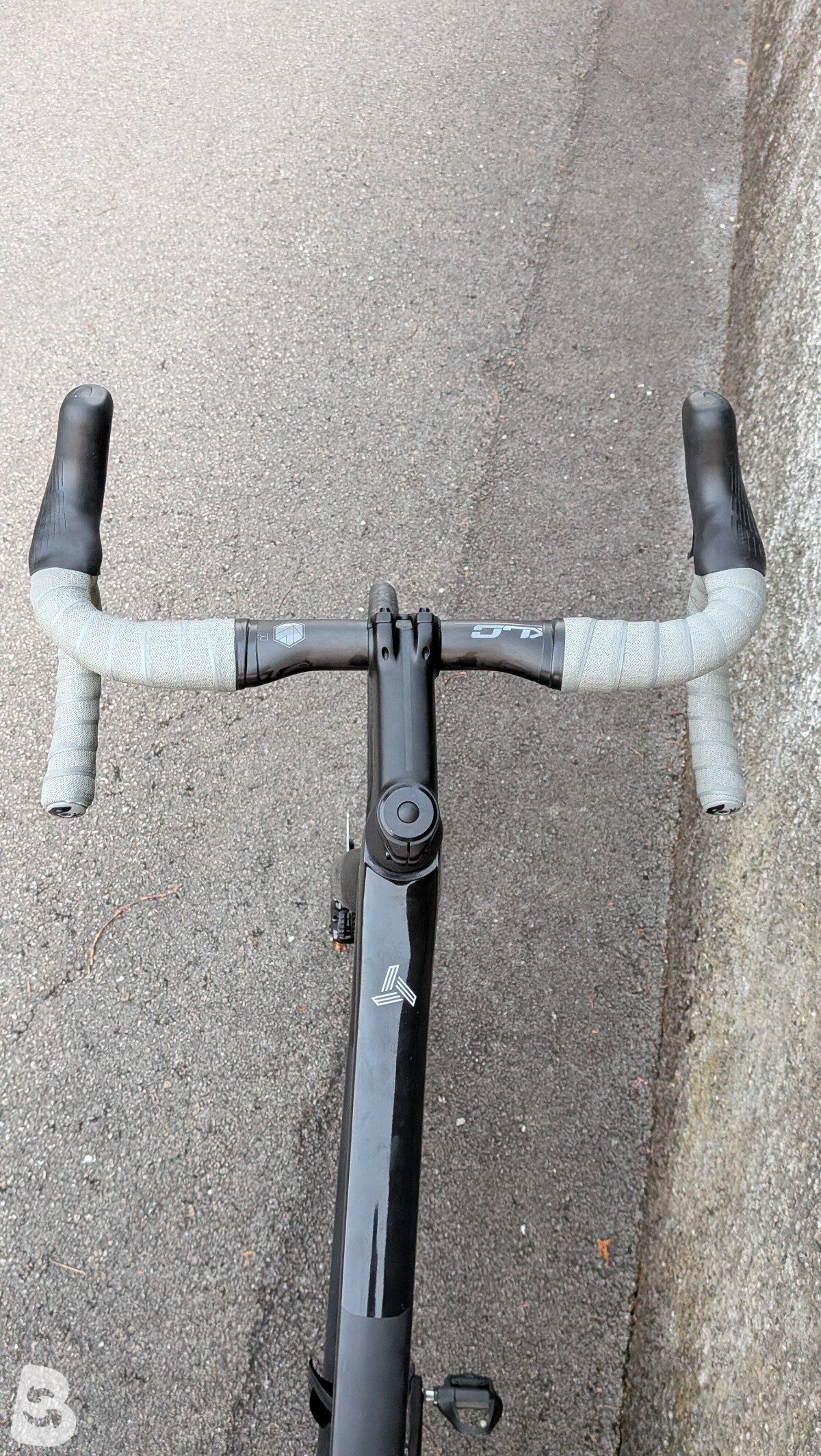 Airstreeem Triple EEE SL Disc Ultegra 2024