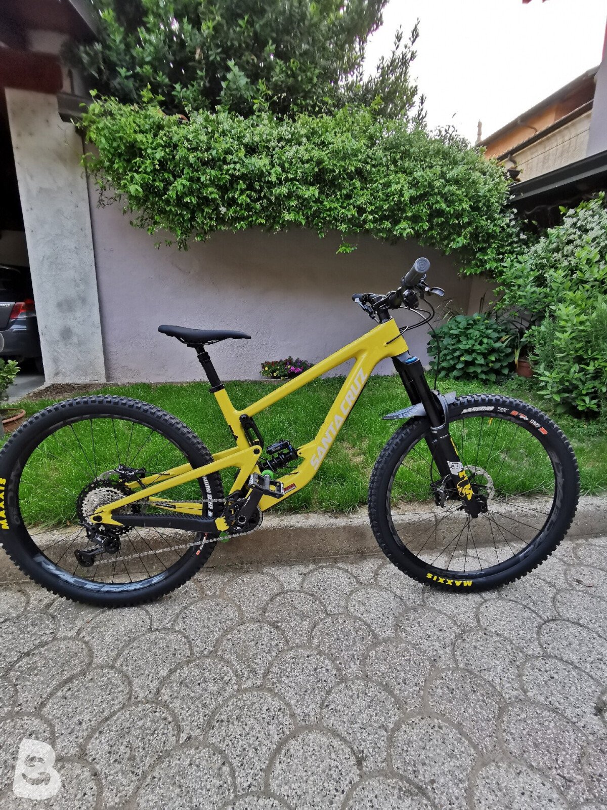 Santa Cruz Megatower XT Coil Carbon 2021