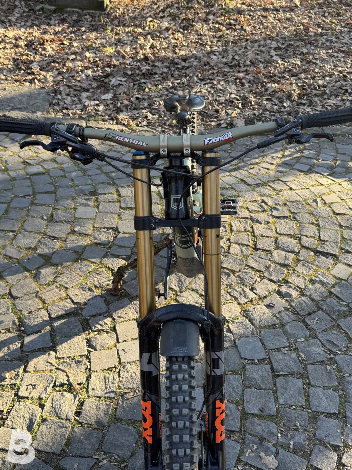 Commencal supreme dh v4 2021