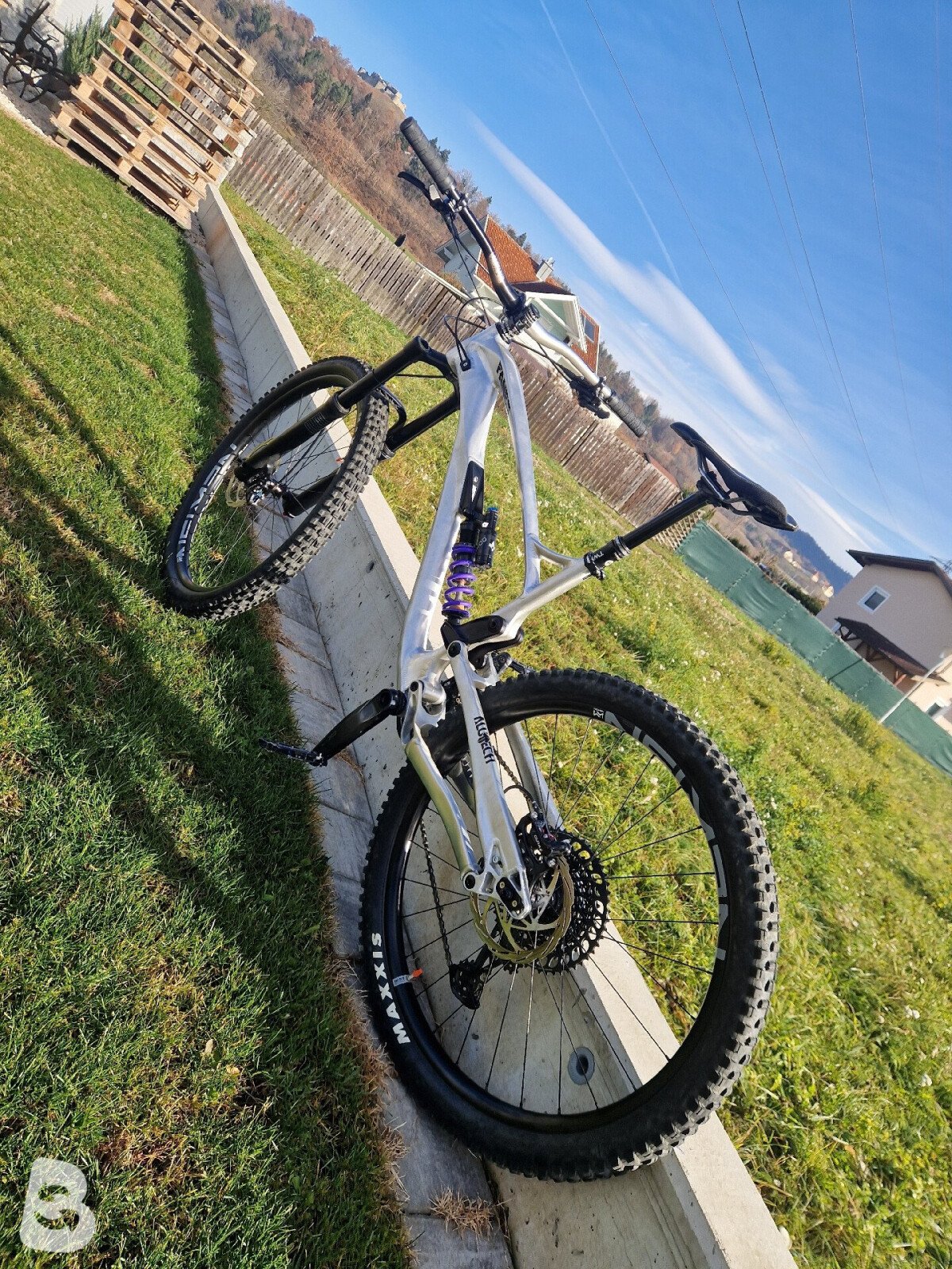 Alutech Fanes 6.1 Mullet Custom 2023