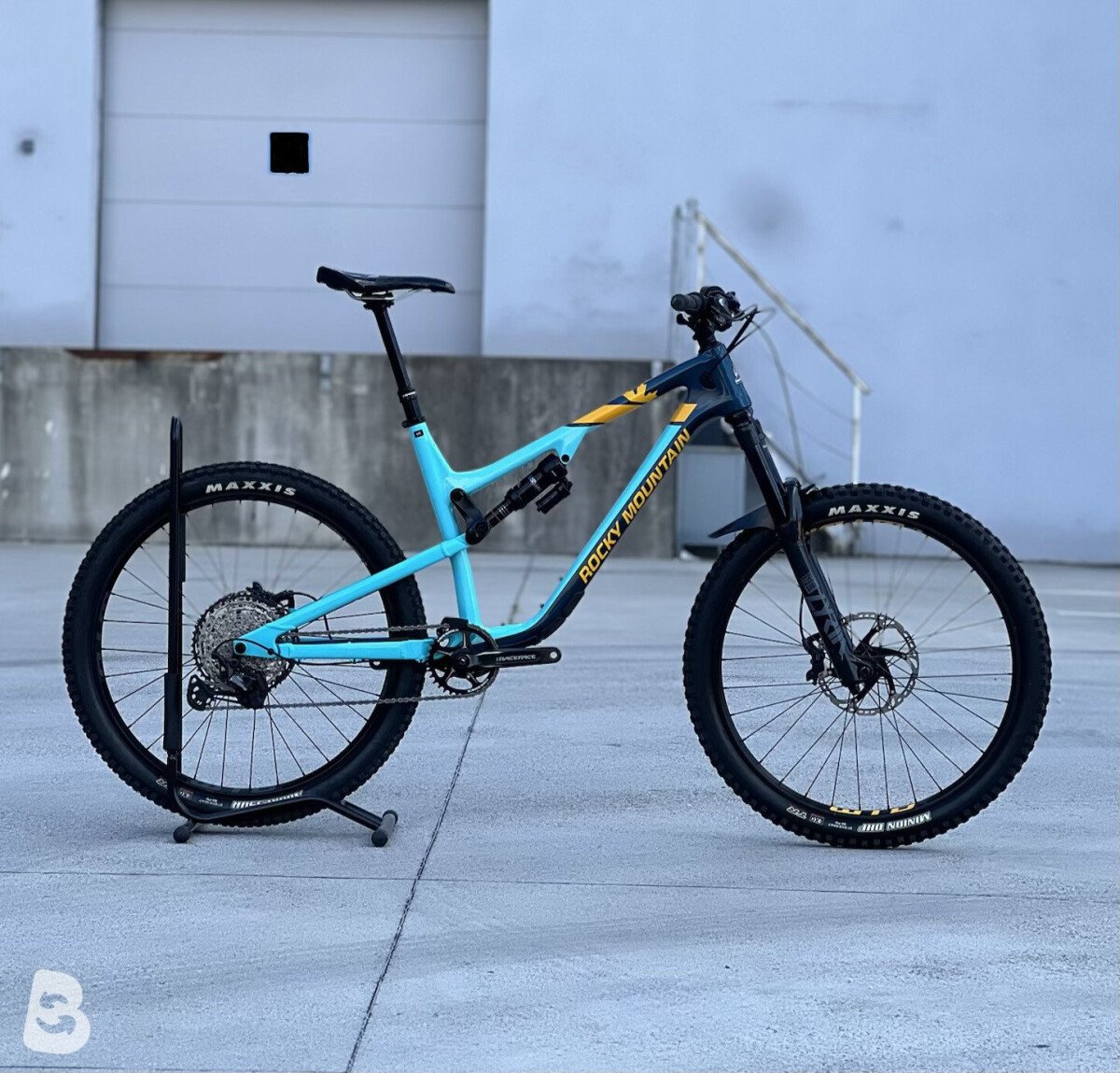 Rocky Mountain Altitude Carbon 50 2019