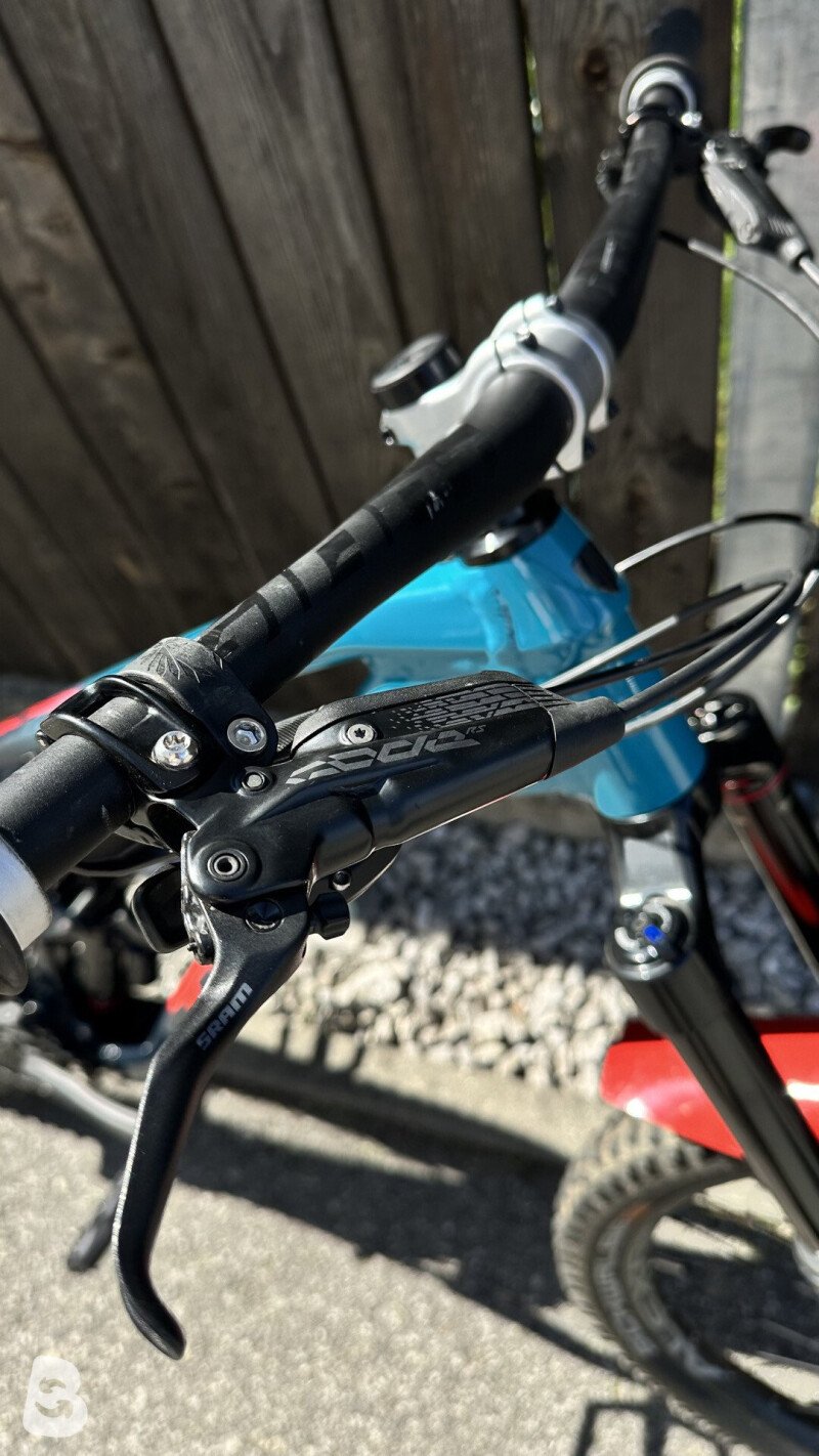 Trek Slash 8 2025