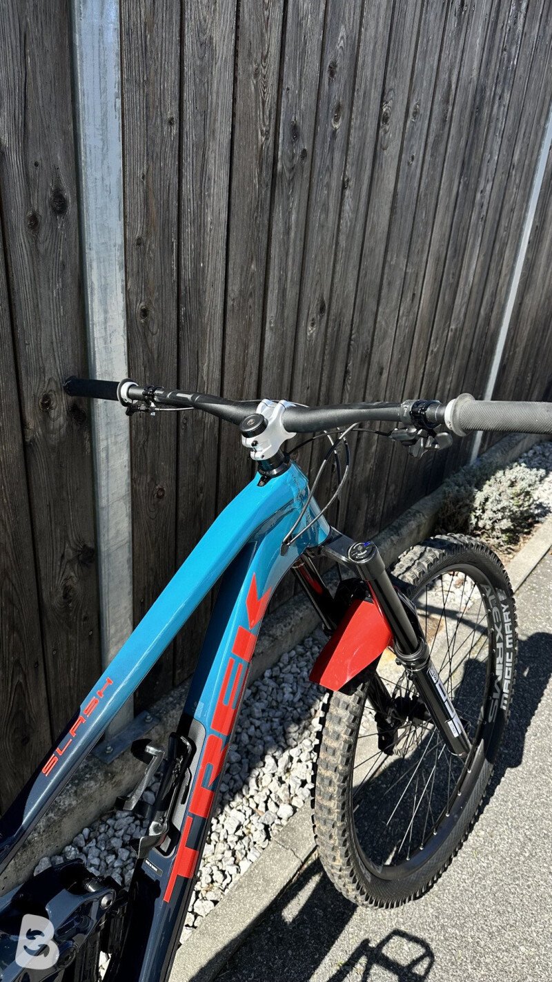 Trek Slash 8 2025