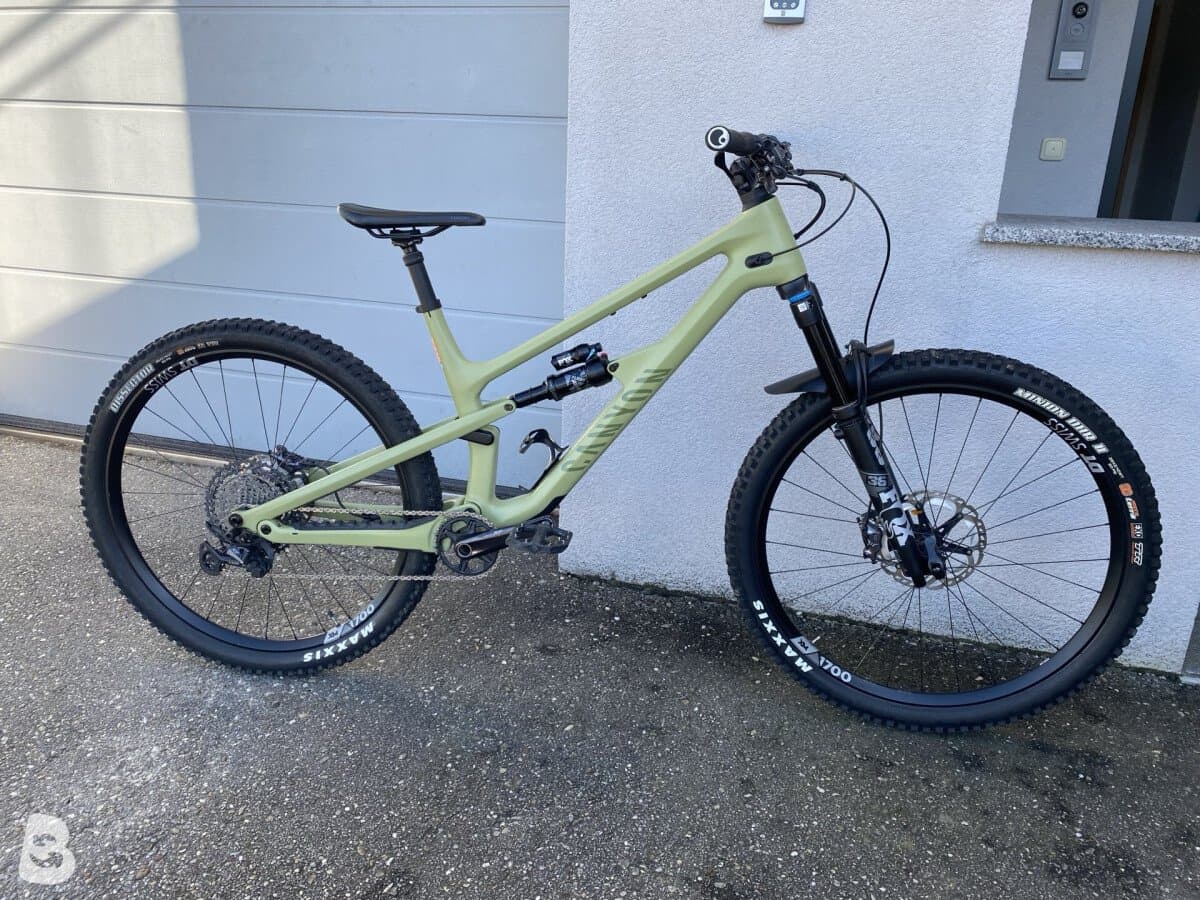 Canyon Spectral CF 8.0 2023