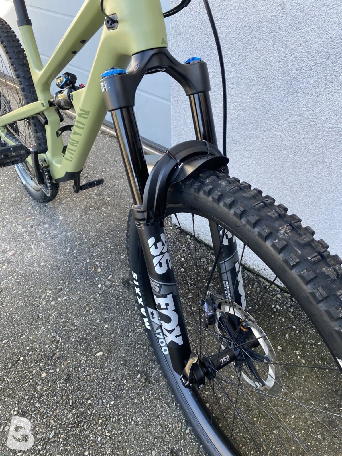 Canyon Spectral CF 8.0 2023