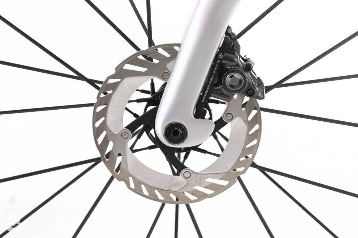 Pinarello Dogma F Di2 12V 2024