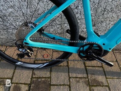 Bianchi e-Arcadex 2023