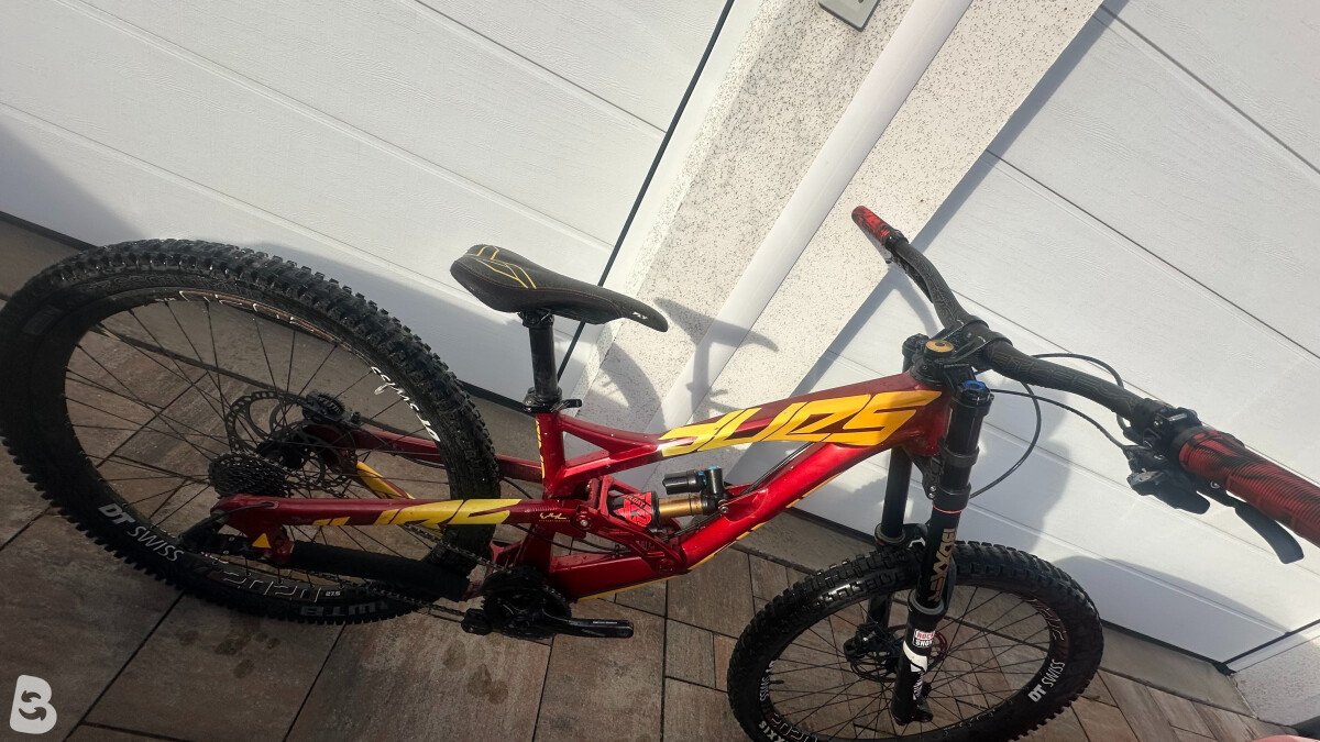 YT Industries Tues AL Comp 2015