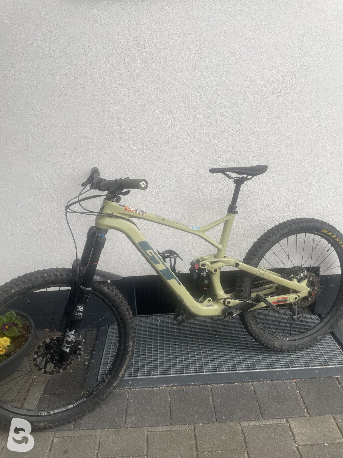 GT Force Carbon Expert 2020