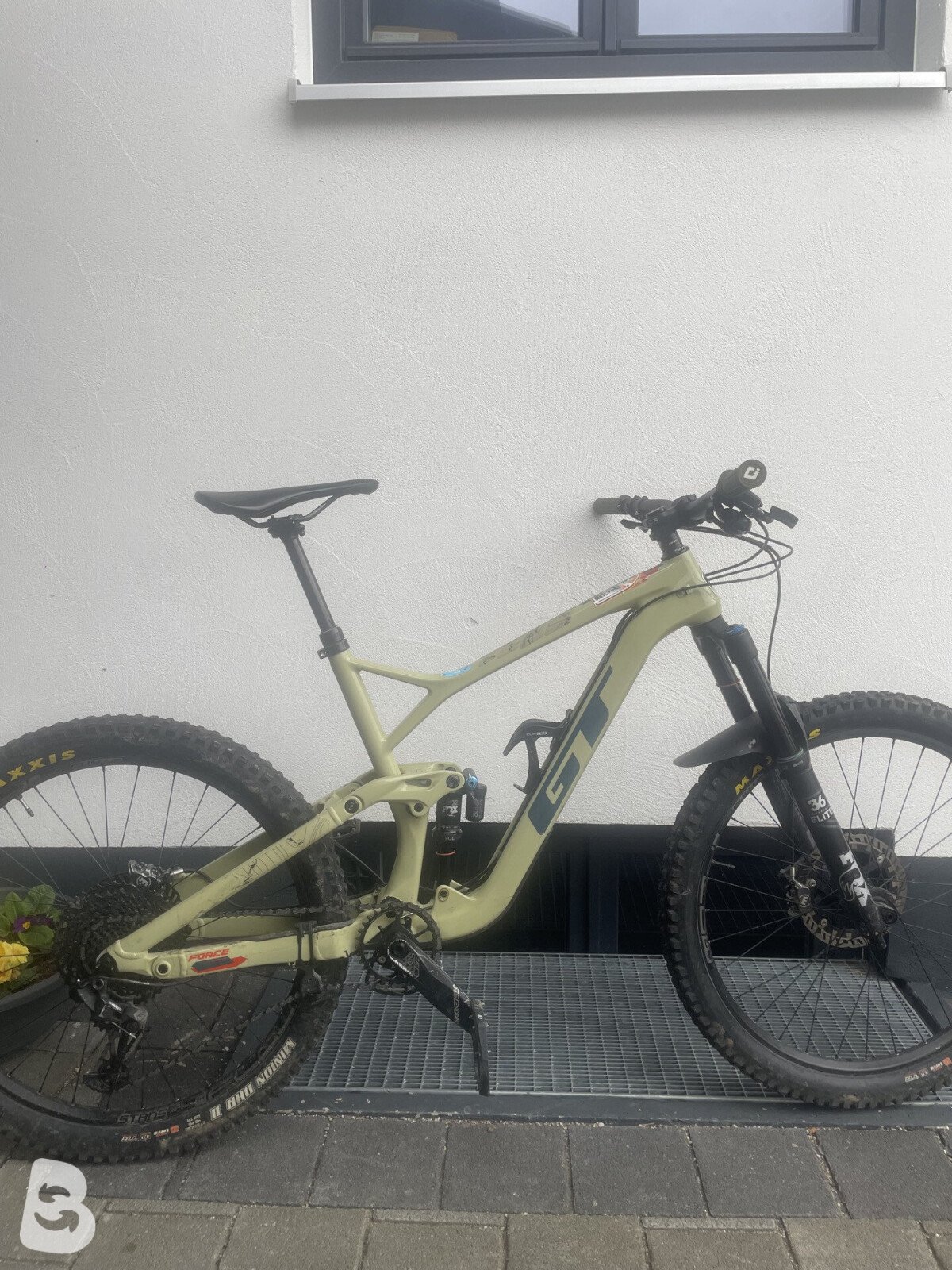 GT Force Carbon Expert 2020