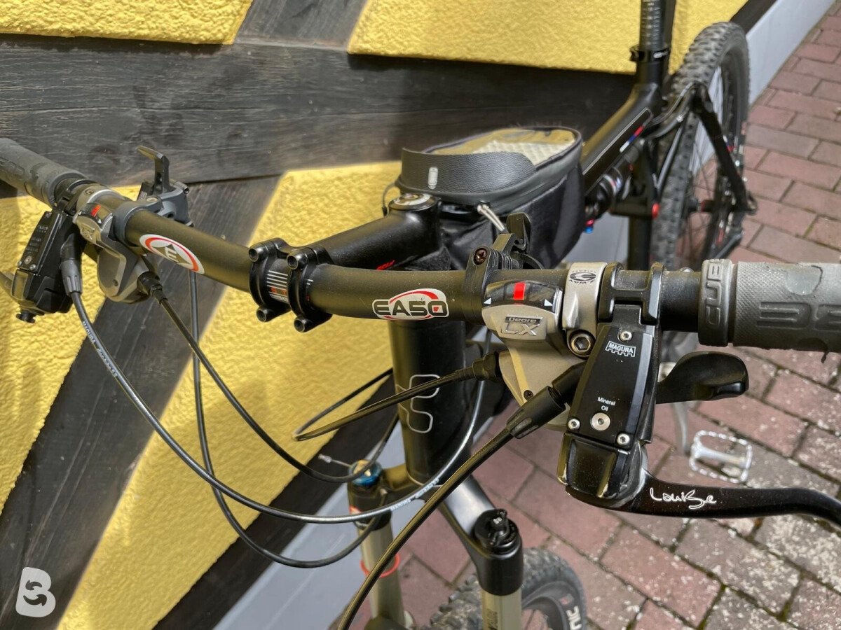 Cube Ams 125 2010