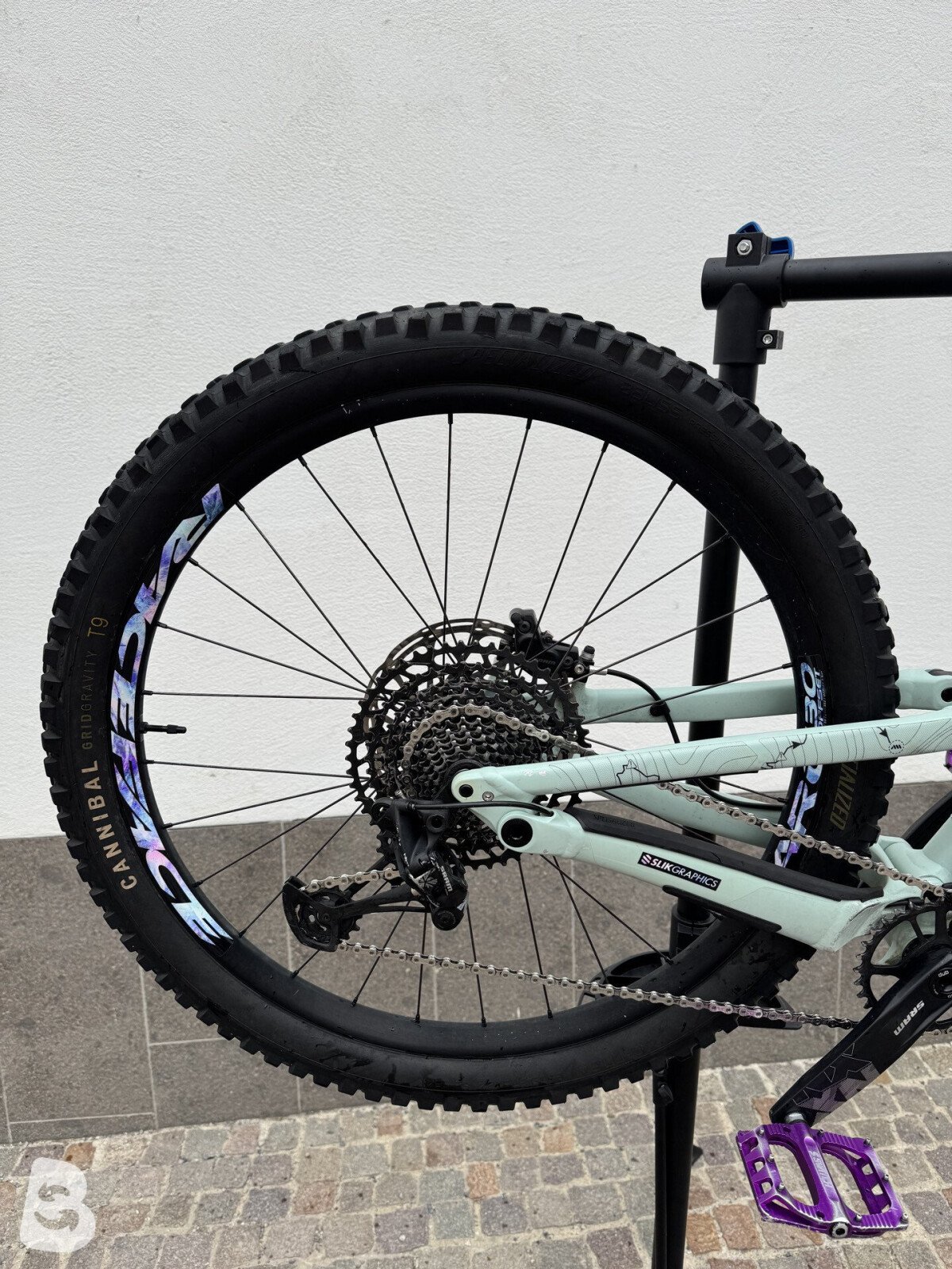 Specialized Status 2022