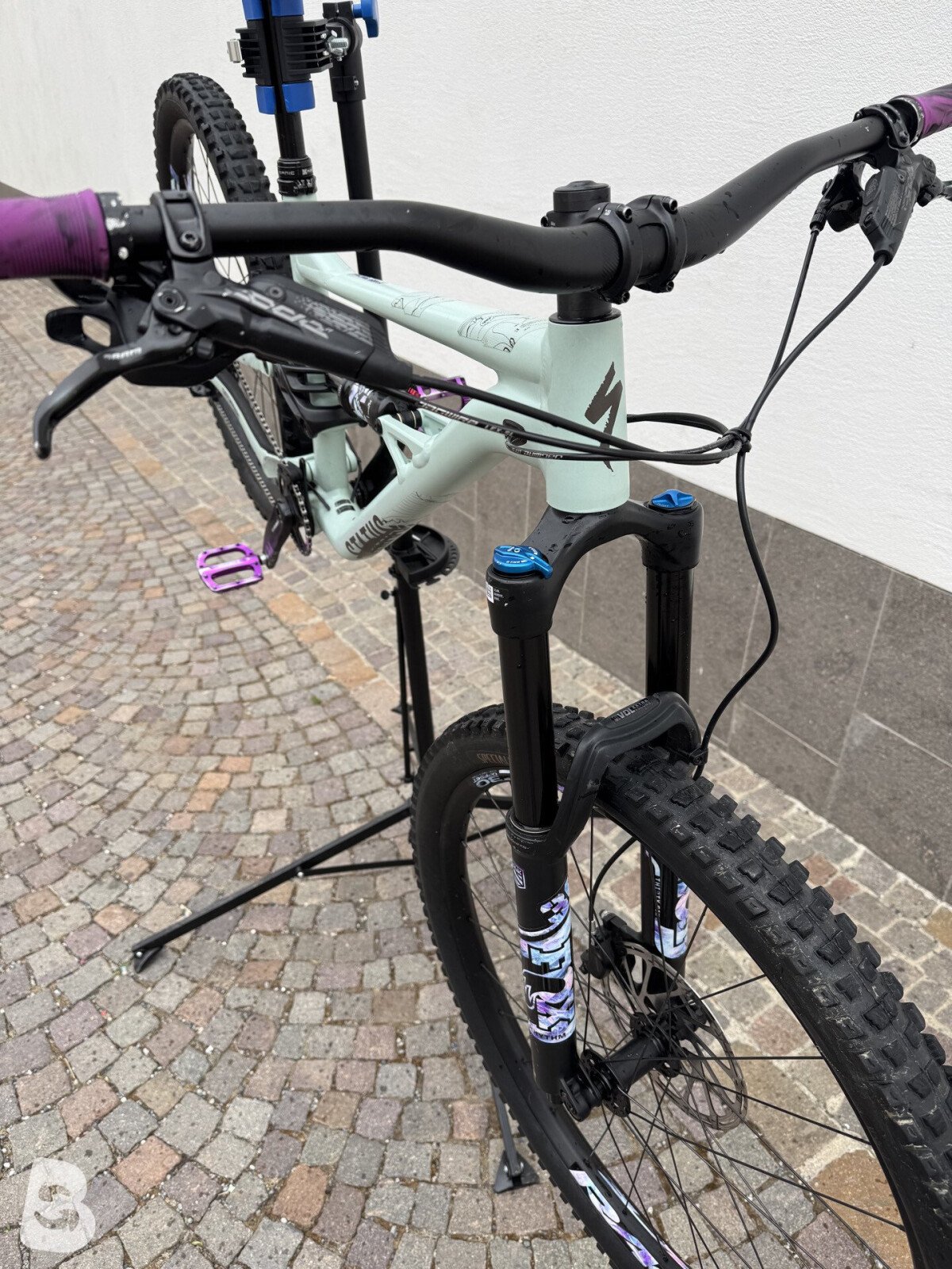 Specialized Status 2022