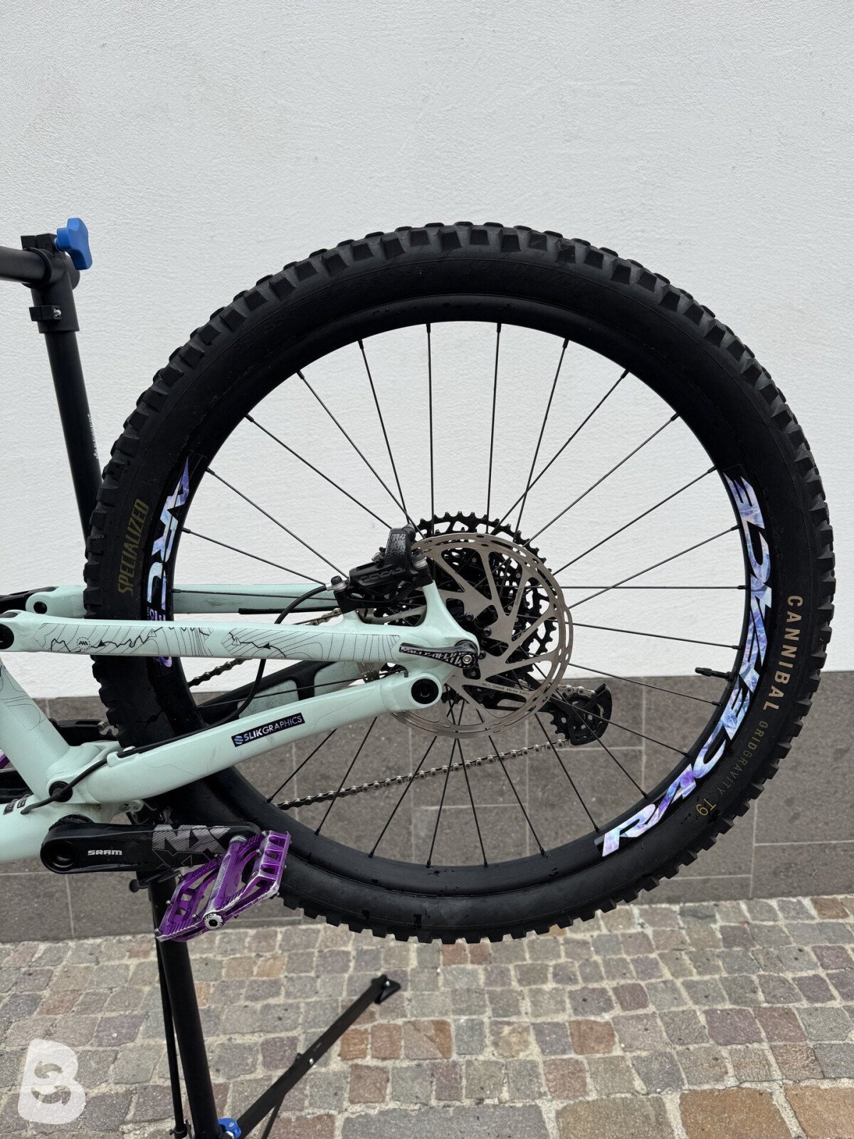 Specialized Status 2022