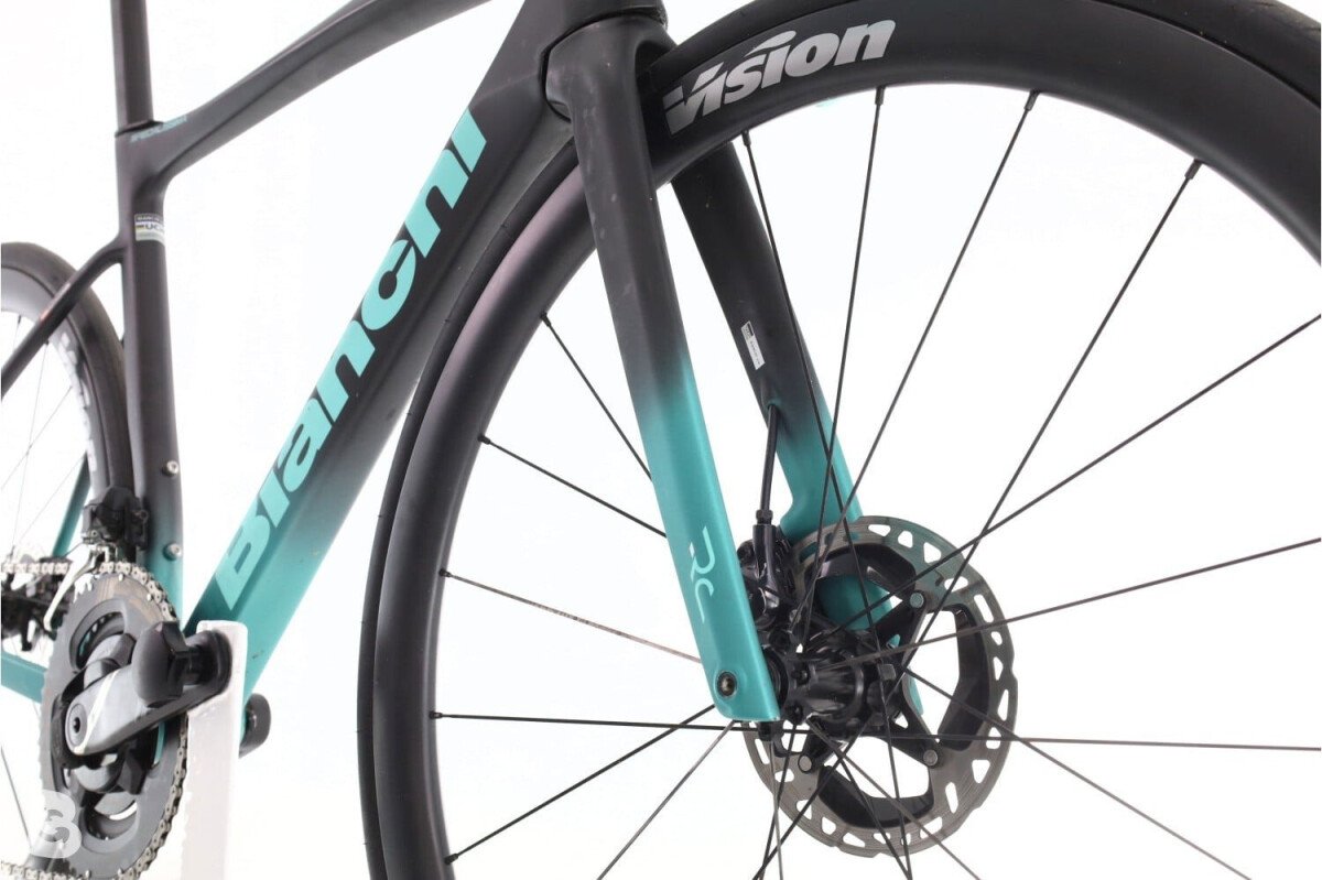 Bianchi Specialissima Di2 12V 2025