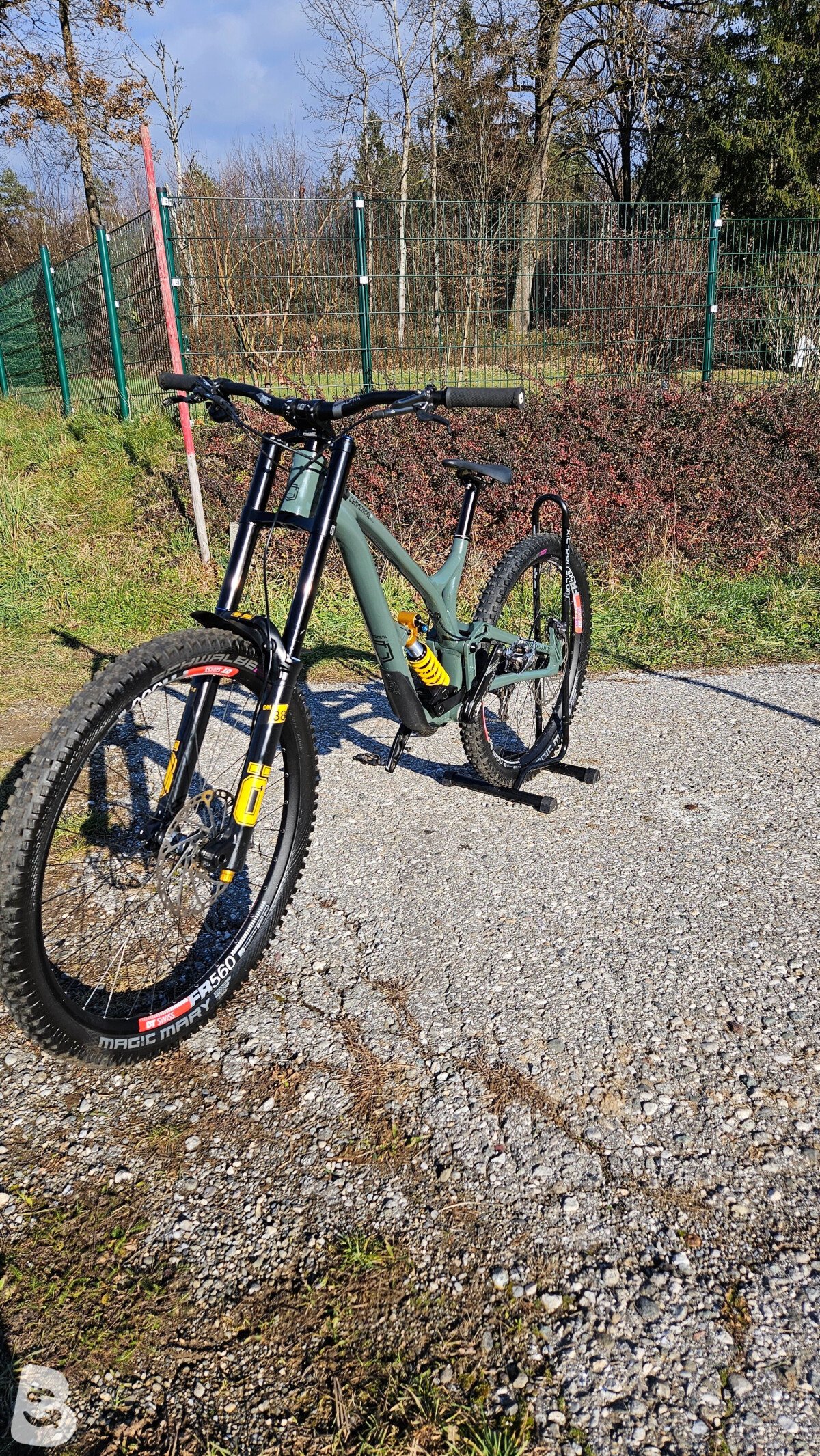 Commencal Supreme V4 Öhlins 2022