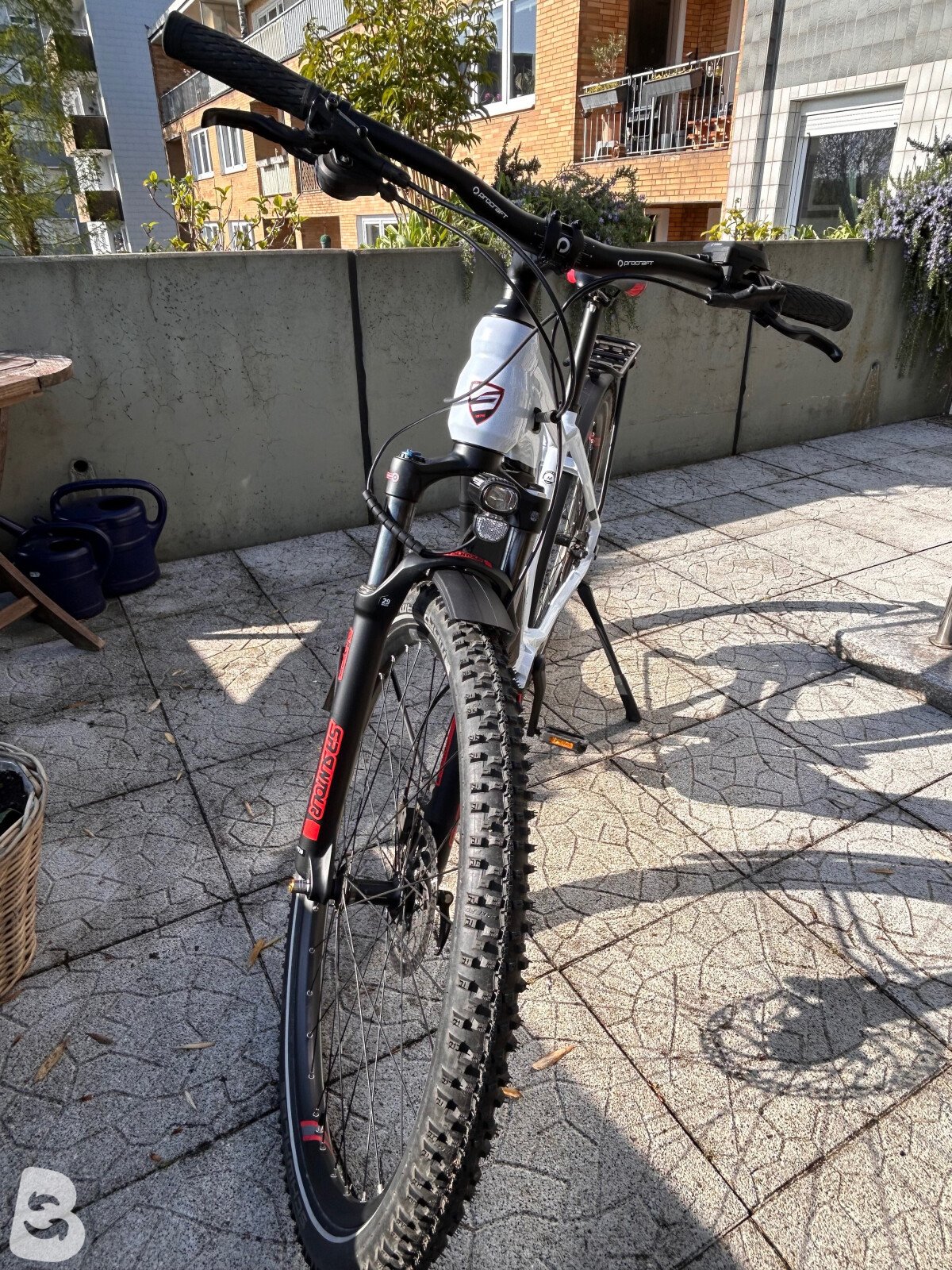 Centurion Backfire Fit E R 811i 2023