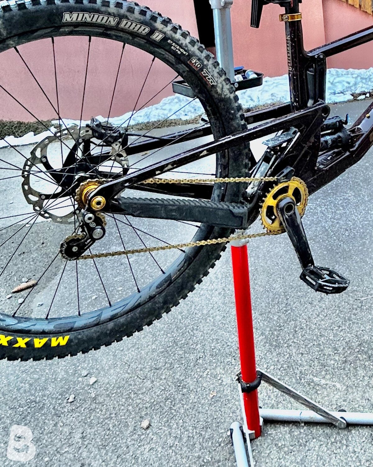 Santa Cruz Nomad XT 2021