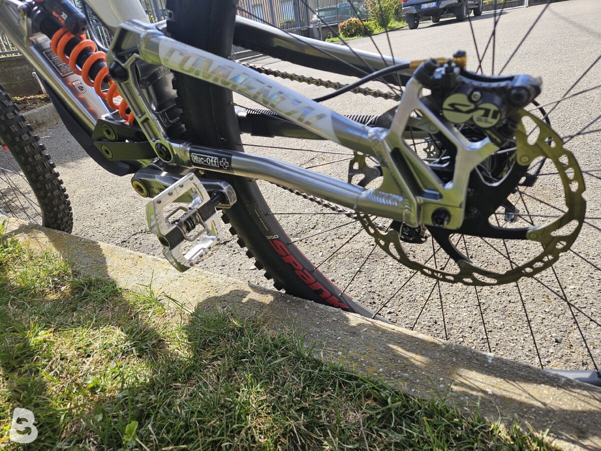 Commencal Supreme DH Worlds Edition 2021
