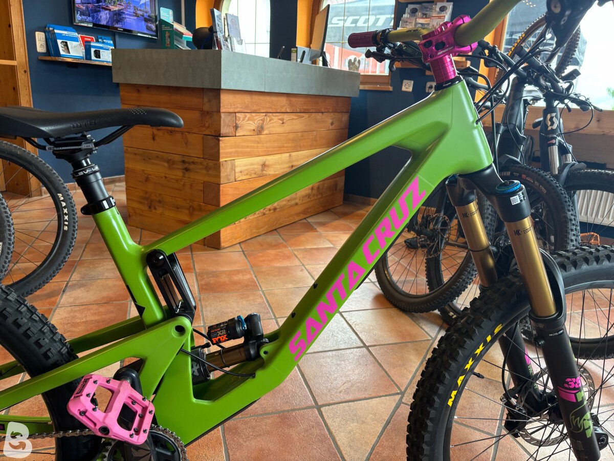 Santa Cruz Nomad X01 2021