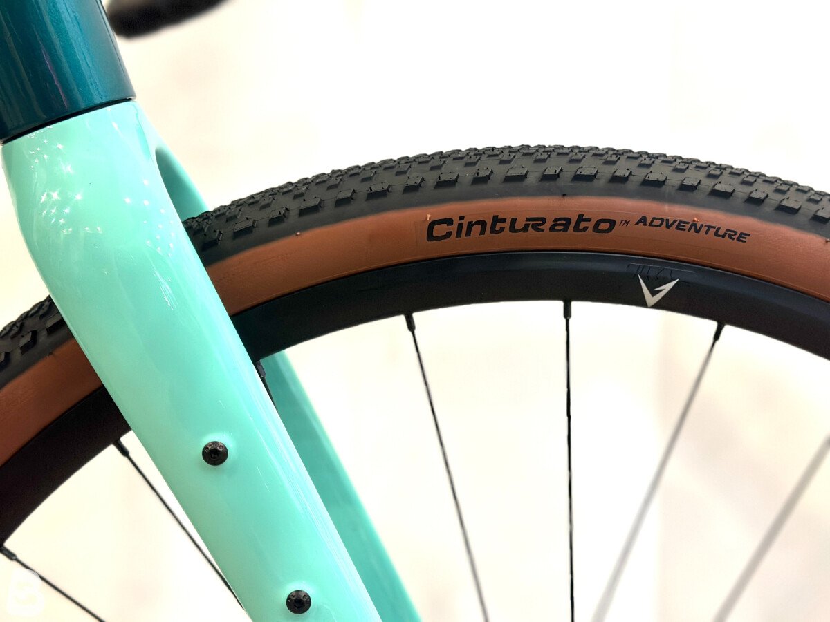 Bianchi ARCADEX AL 2025
