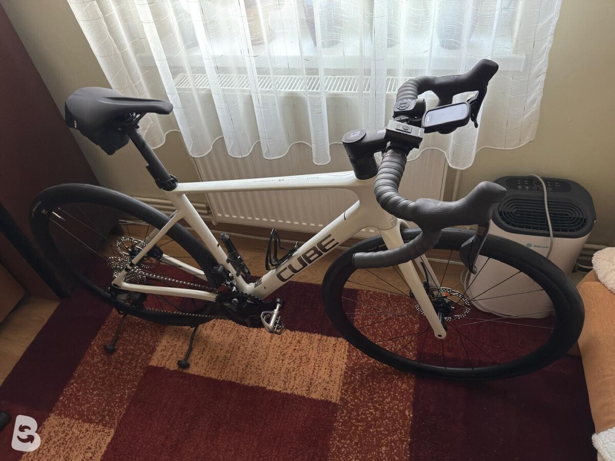 Cube Attain C:62 SLX Di2 105 12v 2025