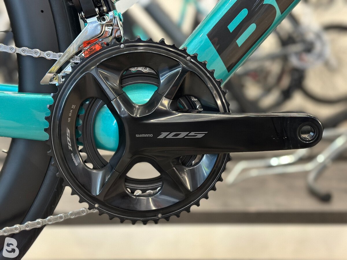 Bianchi OLTRE COMP 105 Di2 2026