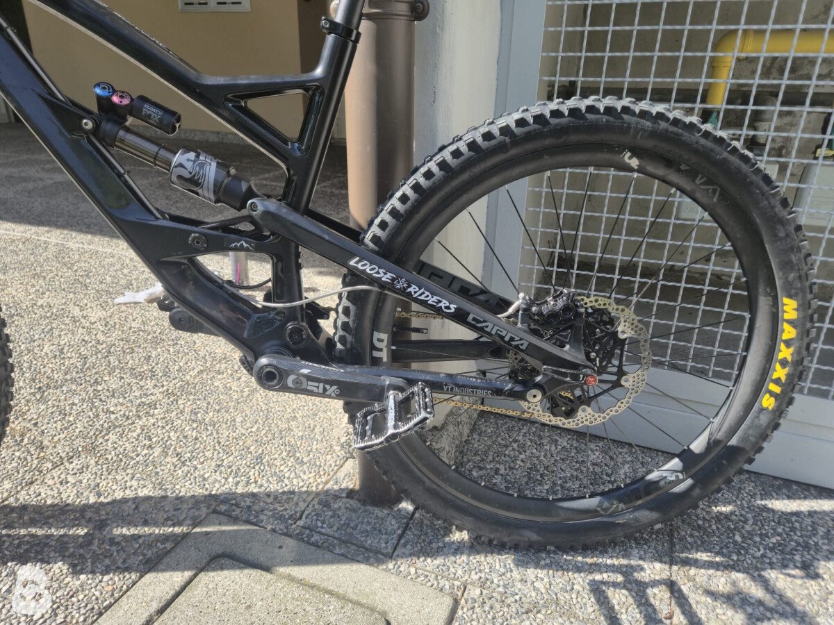 YT Industries capra cf pro race 2016