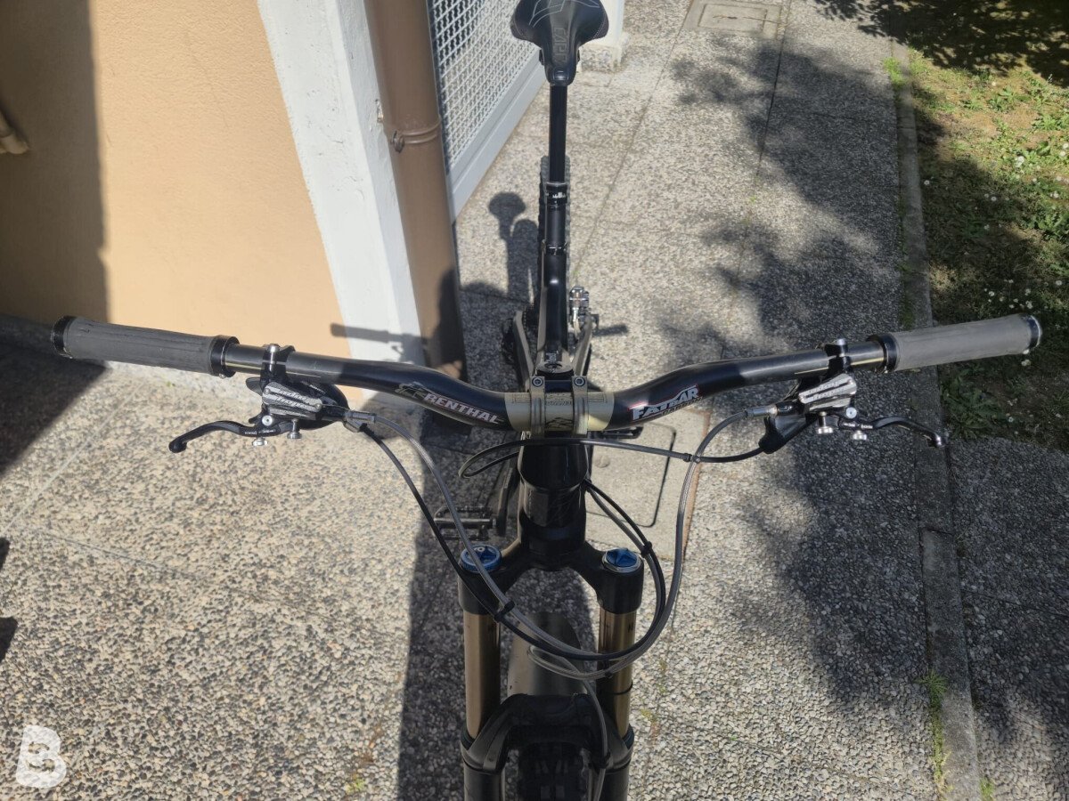 YT Industries capra cf pro race 2016