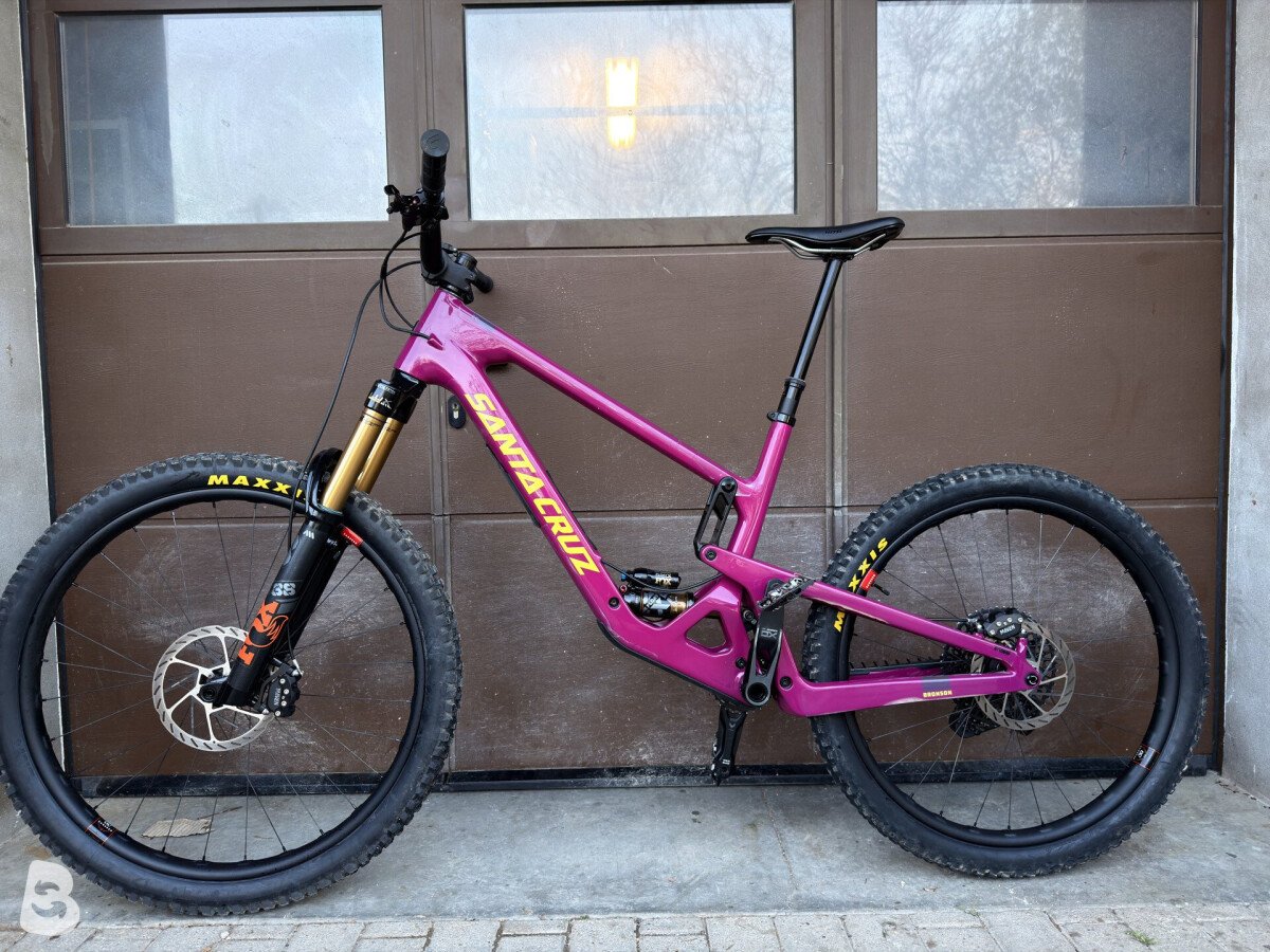 Santa Cruz Bronson Cc X0 AXS 2025
