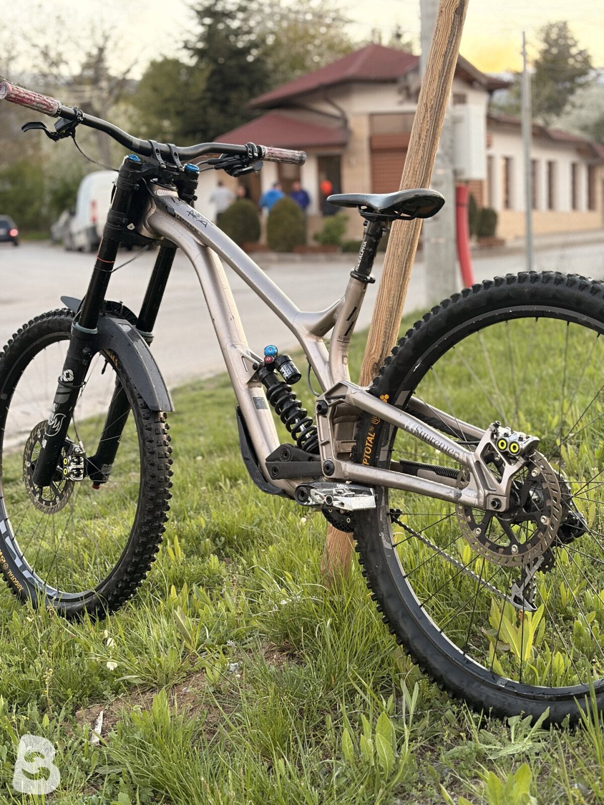 Commencal Supreme 2023