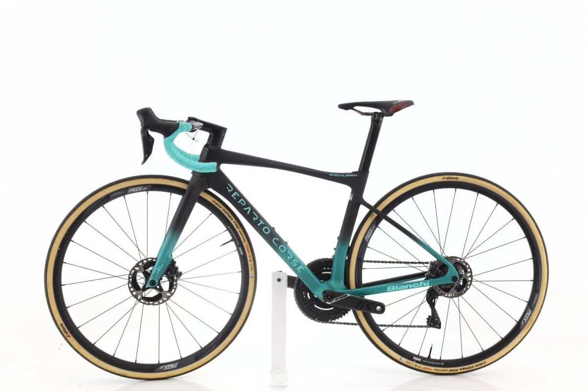Bianchi Specialissima Di2 12V 2025