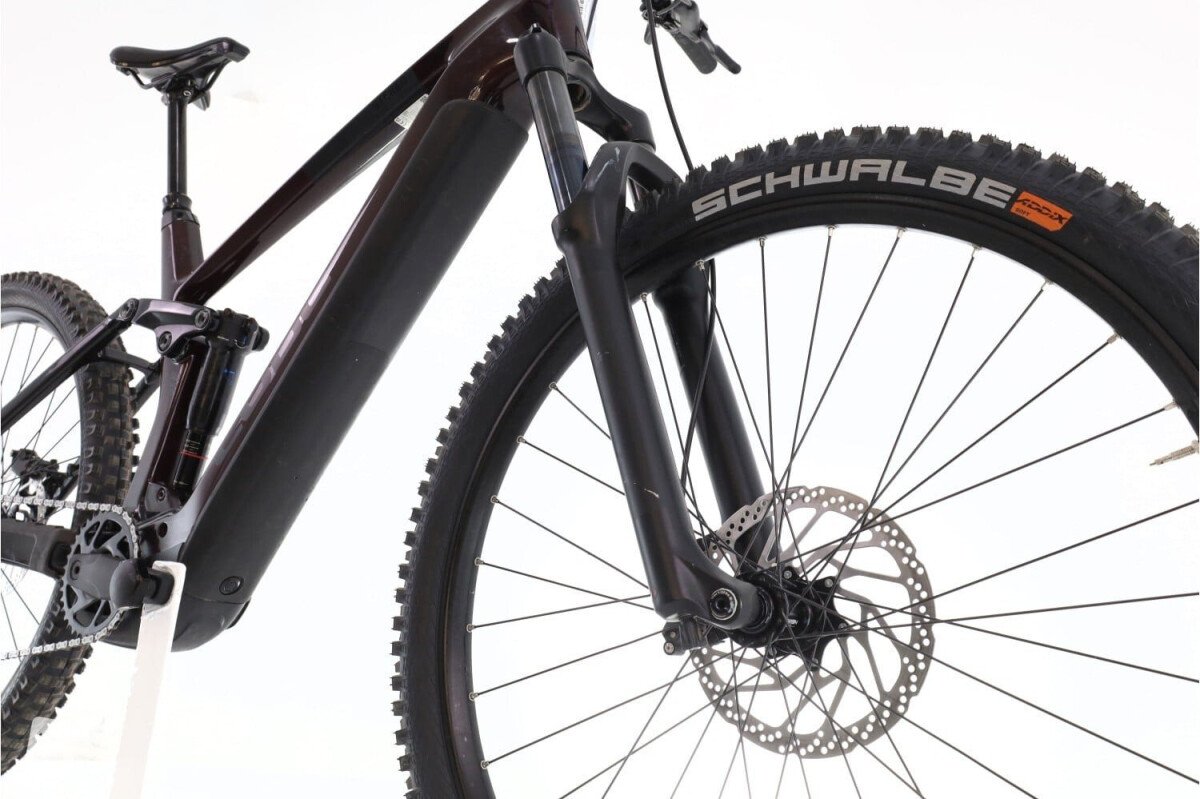 Cube Stereo Hybrid Race XT 2023