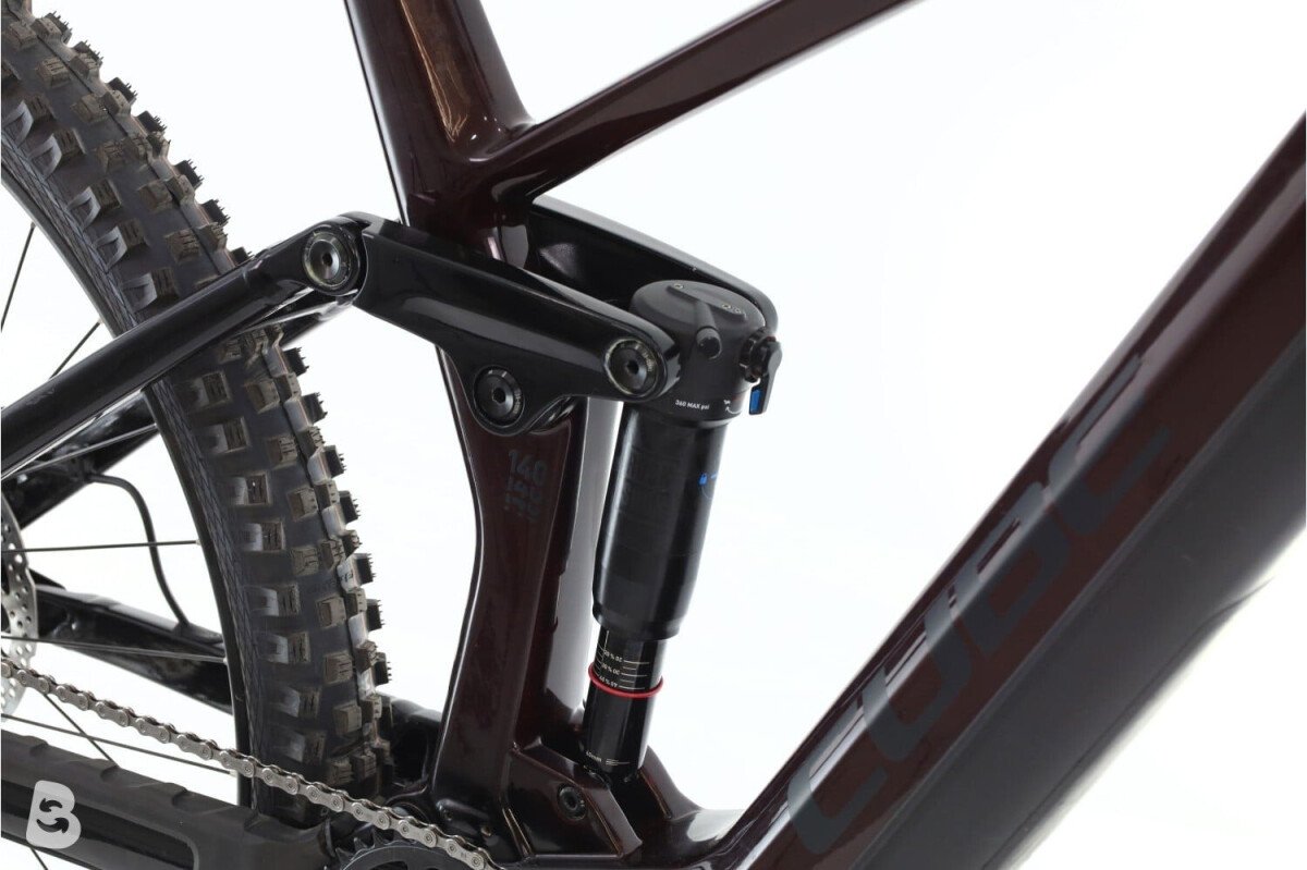 Cube Stereo Hybrid Race XT 2023
