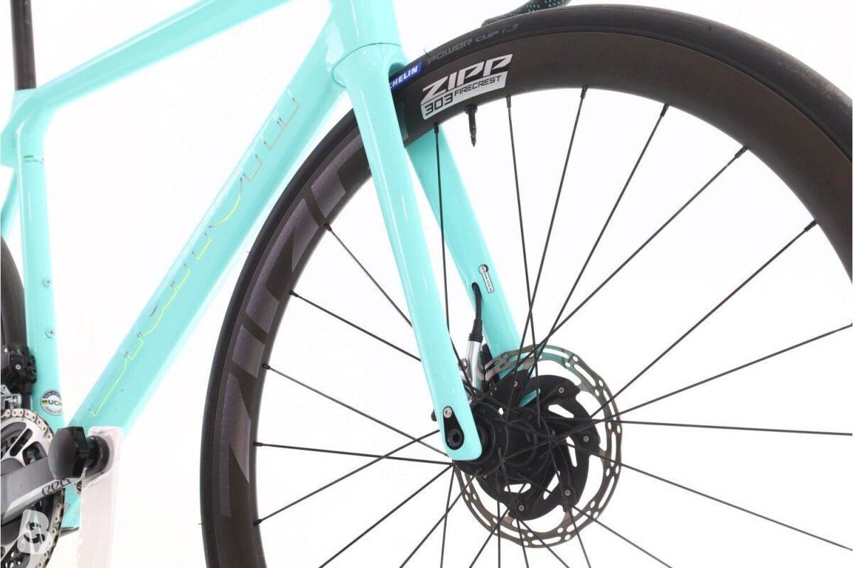 Bianchi Specialissima AXS 12V 2022