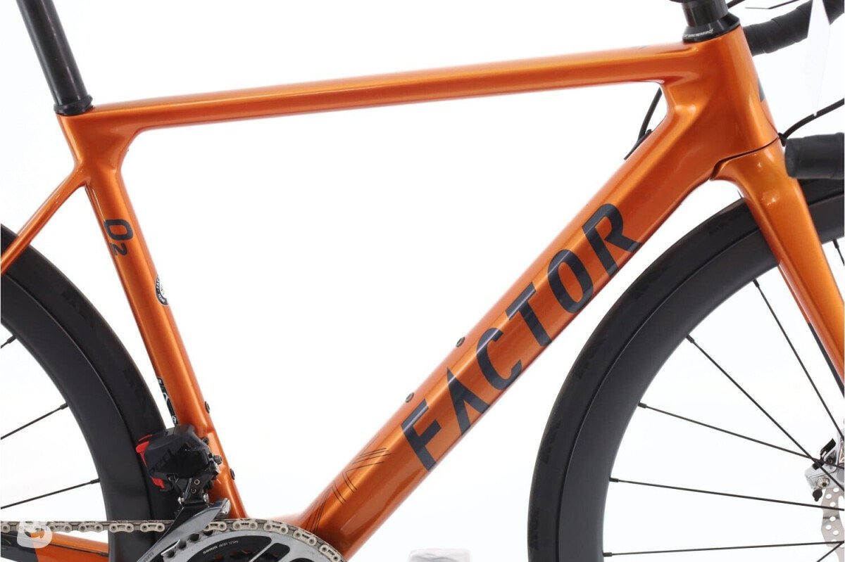 Factor O2 AXS 12V 2023