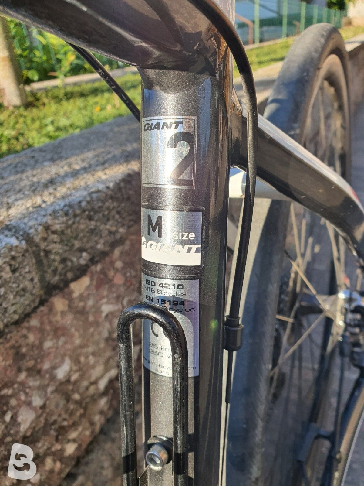 Giant road-e 2017