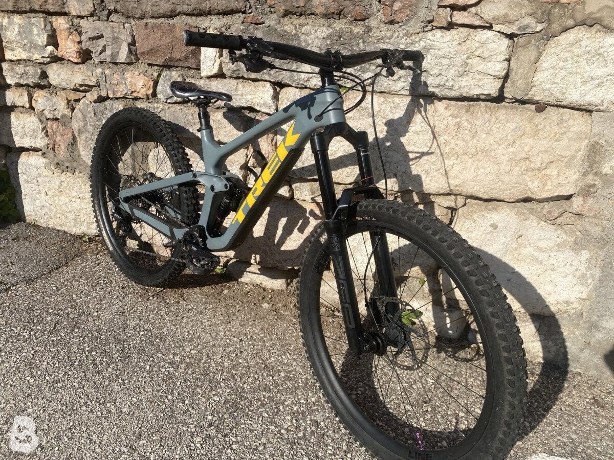 Trek Slash 9.8 XT 2021