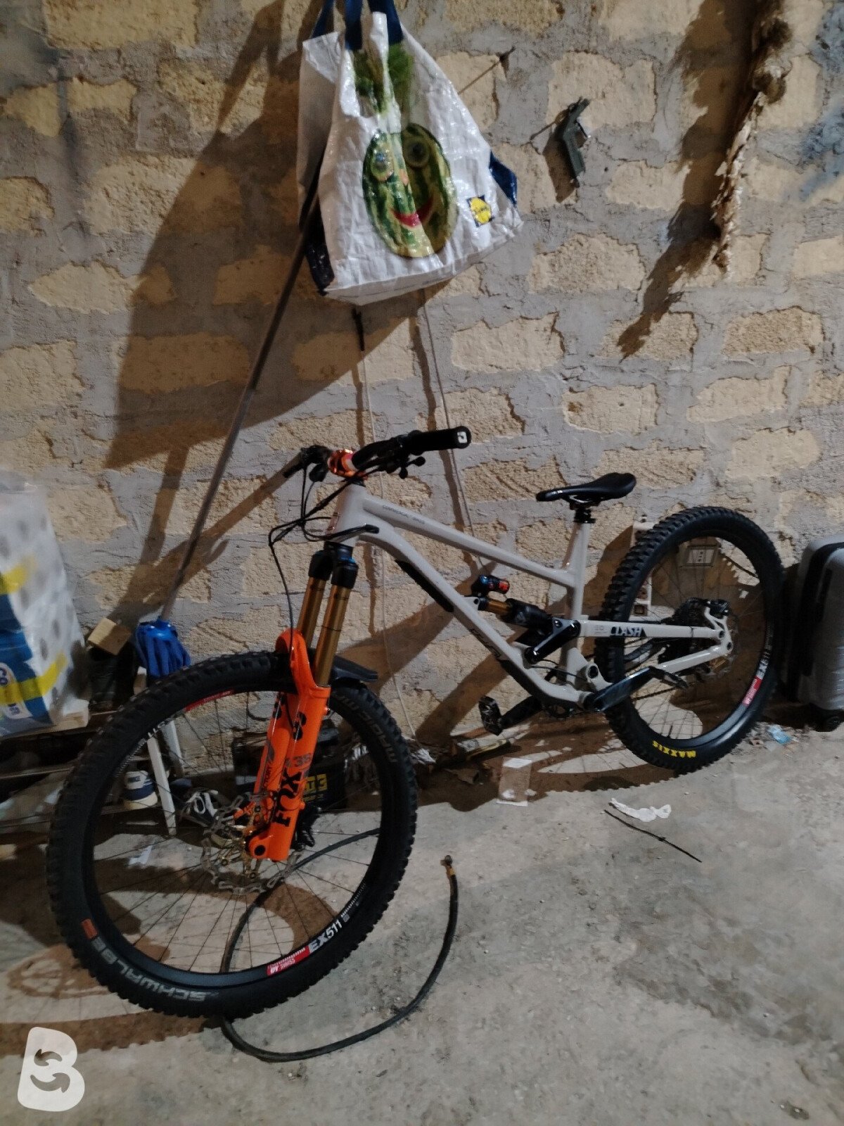Commencal clash 2024