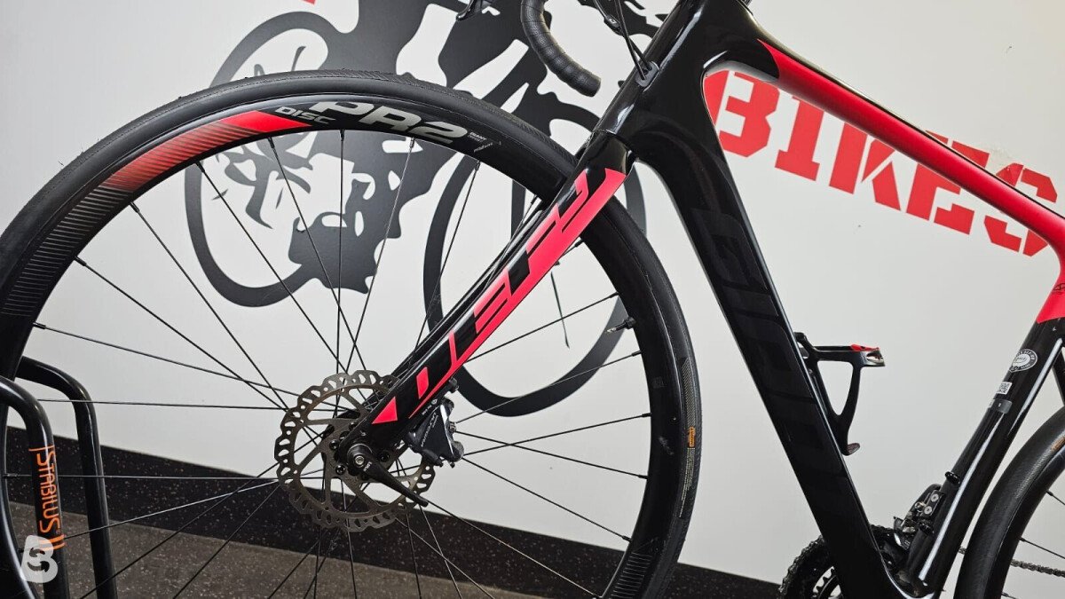 Giant Defy Advanced 1 2021
