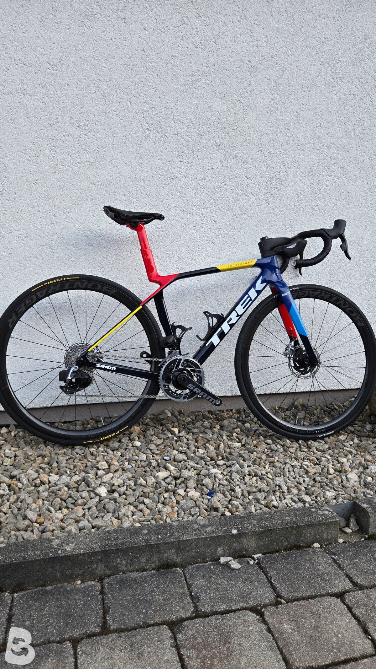 Trek Madone SLR 7 AXS 2025