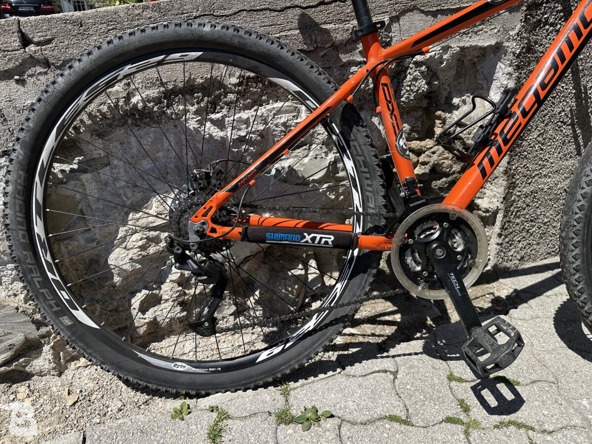 Megamo Dx3 2022