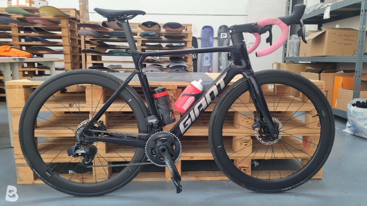 Giant Propel Advanced Pro 0 AXS 2023