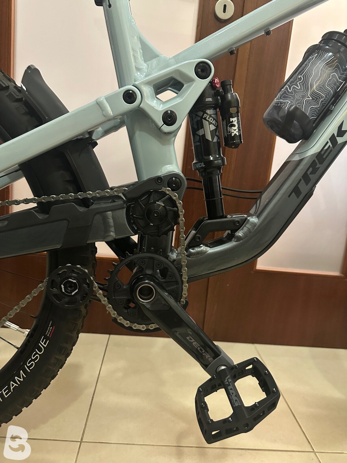 Trek Slash 8 2025