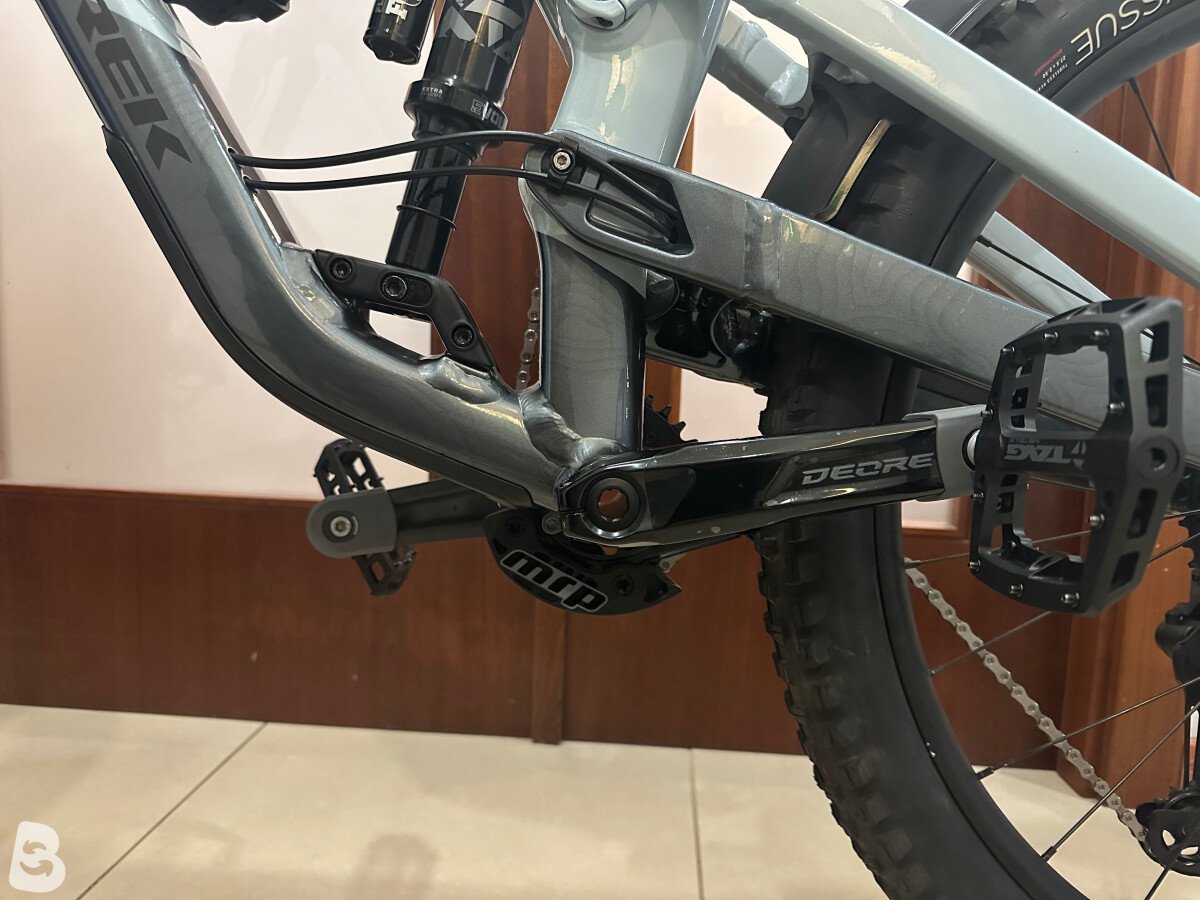 Trek Slash 8 2025