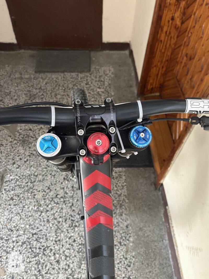 Santa Cruz V10 2015