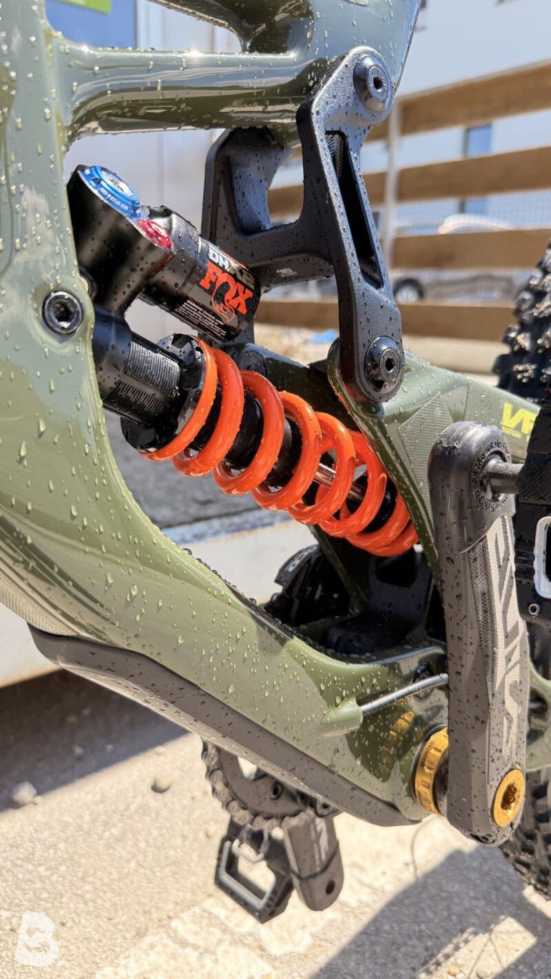 Santa Cruz V10 S MX Carbon 2025