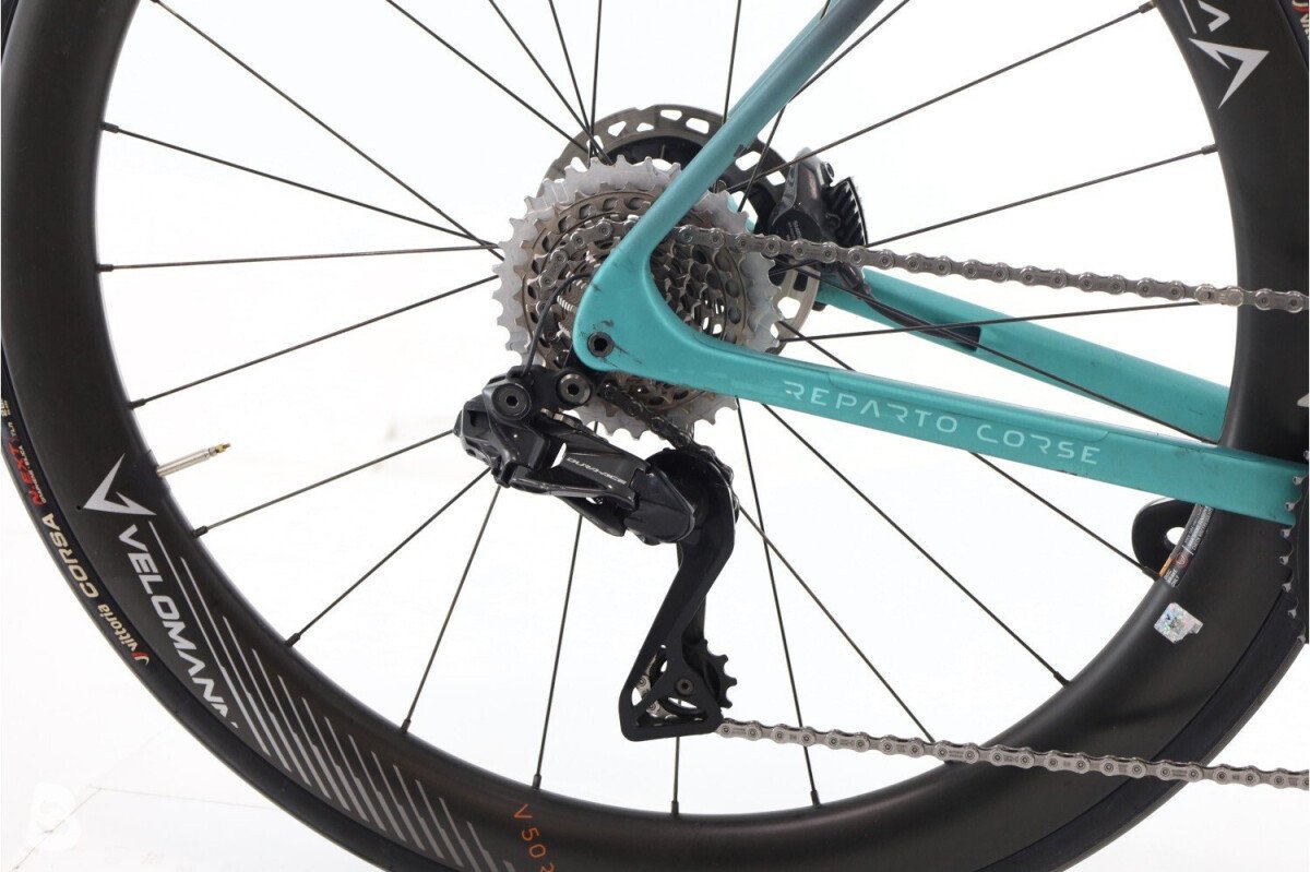Bianchi Specialissima RC Di2 12V 2025