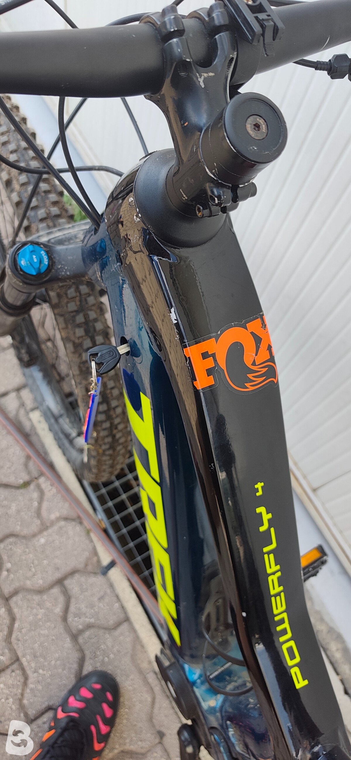 Trek Powerfly FS 4 2021